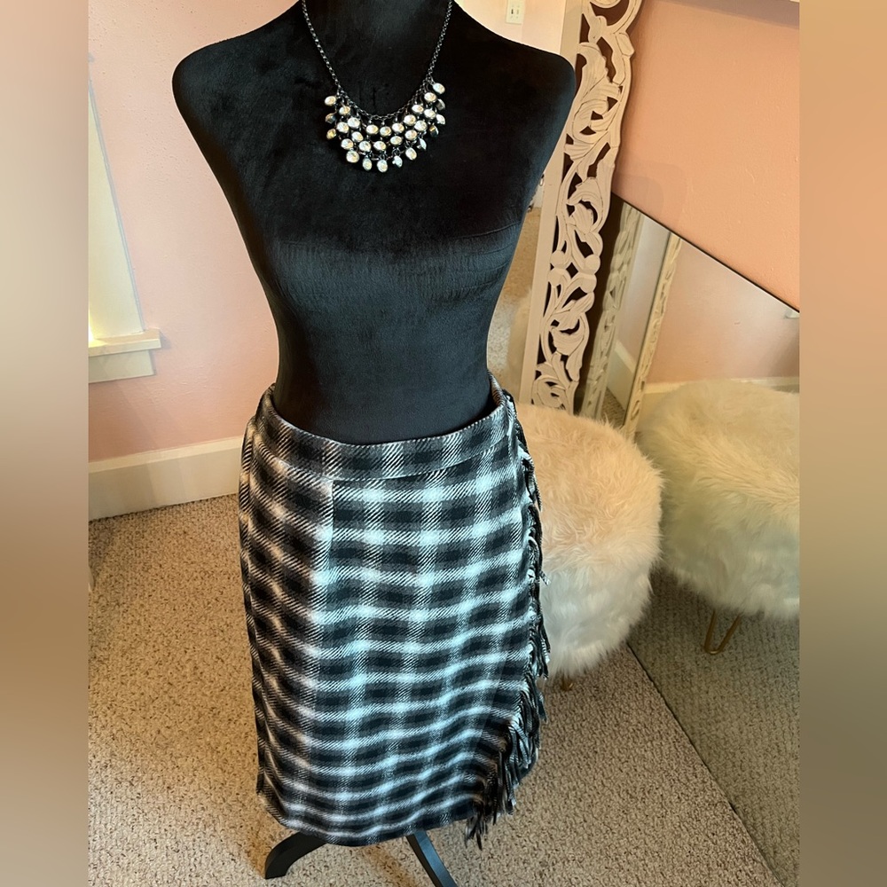Women’s BCI black and white plaid skirt